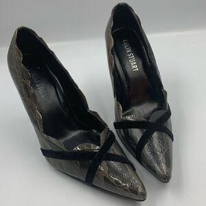 High heel pumps.
